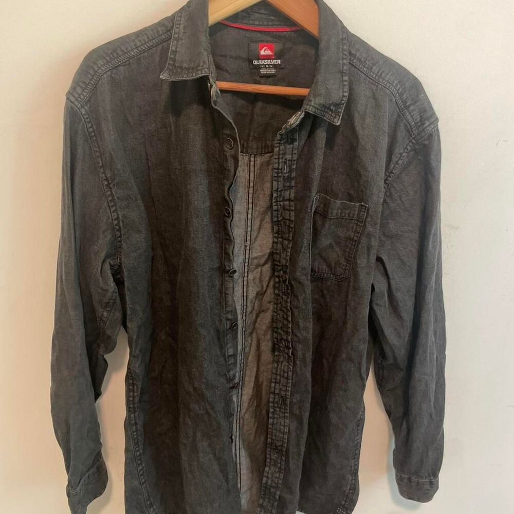 Quiksilver Men's Black and Grey Shirt